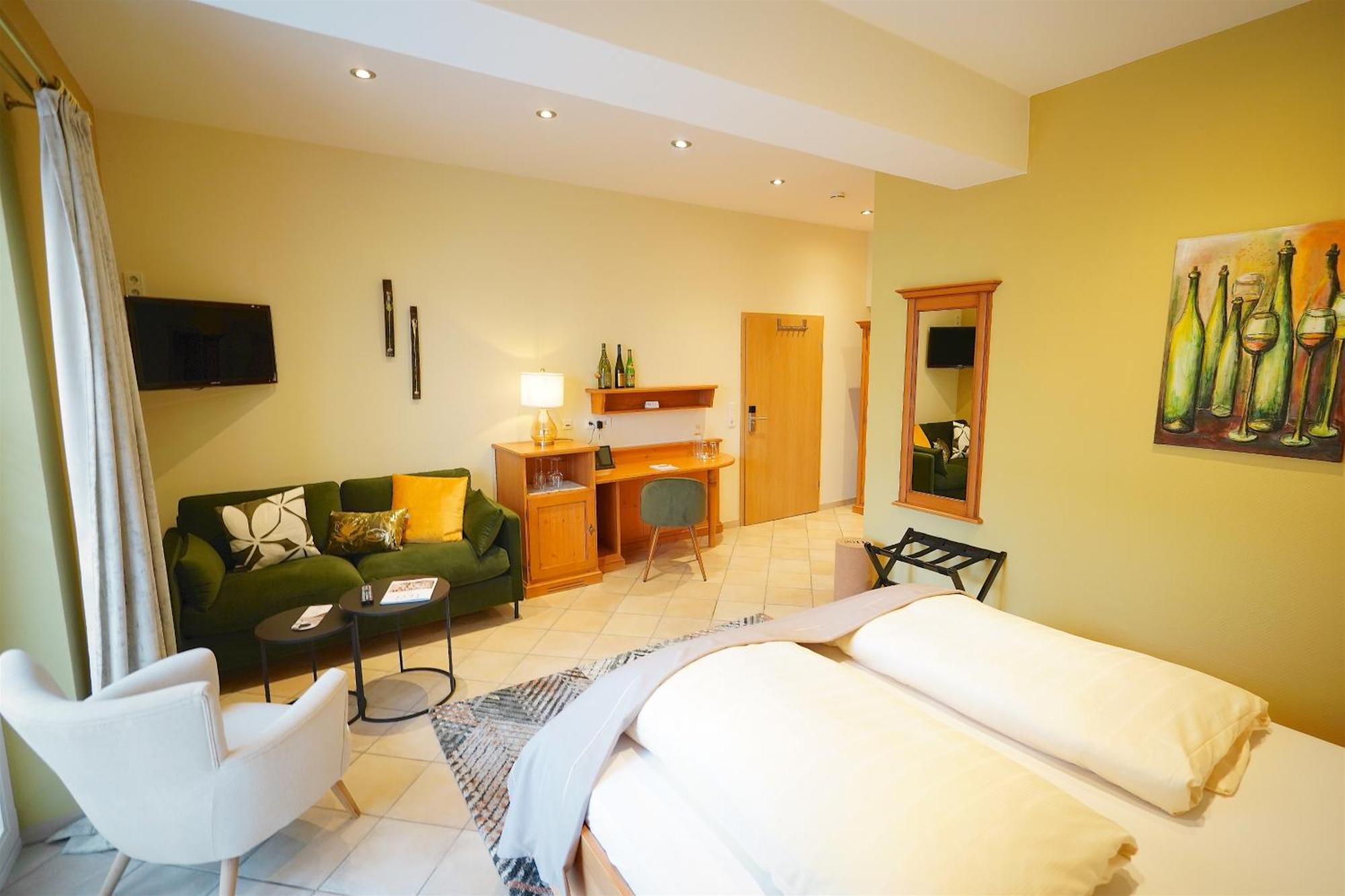 Hotel Zeltinger-Hof - Gasthaus Des Rieslings Целтинген-Рахтиг Стая снимка